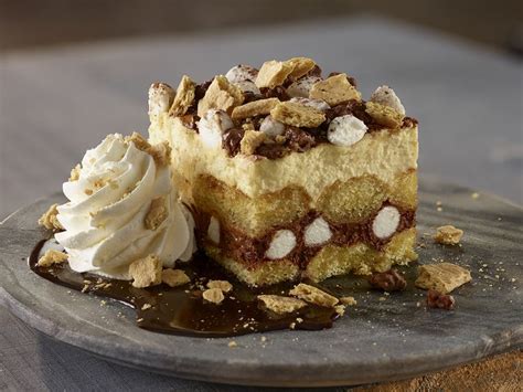 6,476,415 likes · 4,157 talking about this · 31,226,140 were here. Olive Garden Has a New S'mores Layer Cake, But It Won't Be ...