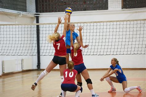 The adapted version of volleyball at the summer paralym. Volley-ball (ADNV) - Neuilly-sur-Marne