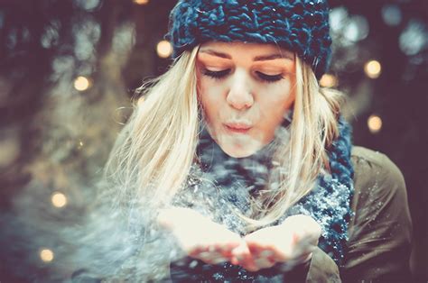 Pictures Blonde Girl Hair Girls Winter Hat Snow