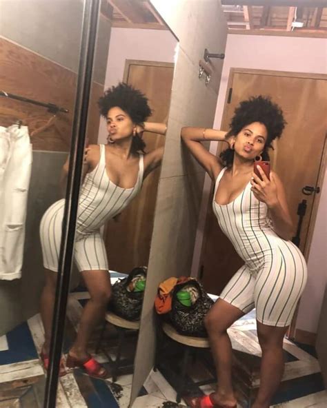 Sexy Zazie Beetz Boobs Pictures Are Absolutely Mouth Watering Besthottie