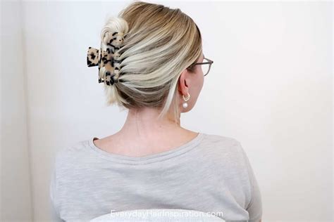 How To Put Your Hair Up In A Claw Clip Hairstyle Everyday Hair