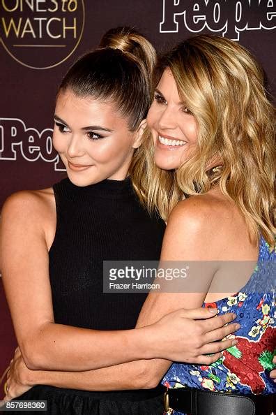 Olivia Jade And Lori Loughlin Attend Peoples Ones To Watch At