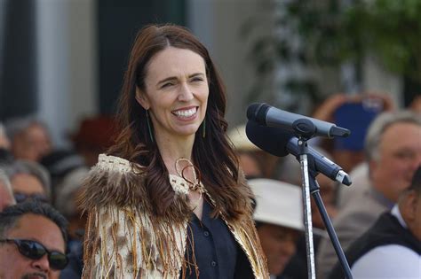 Chris Hipkins Sworn In As New Zealand Prime Minister Shine News