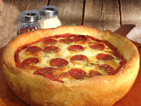 Authentic Chicago deep-dish pizza coming to the Heights - CultureMap ...