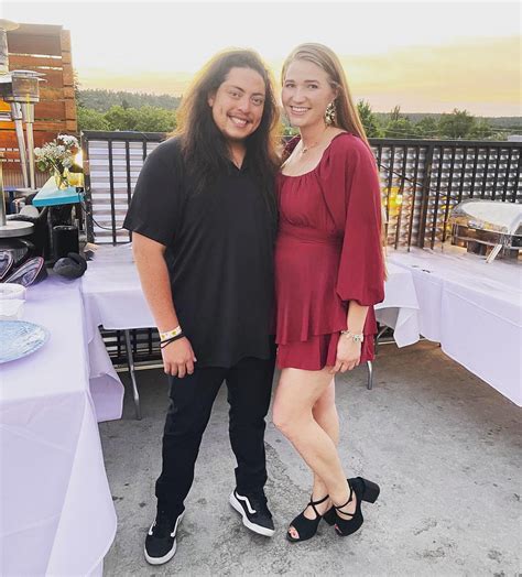 Sister Wives Fans Applaud Mykelti Browns Husband Tony As He Shows Off