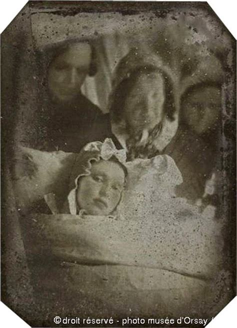 Daily Old Pictures 21 Victorian Era Post Mortem Photographs Prove How