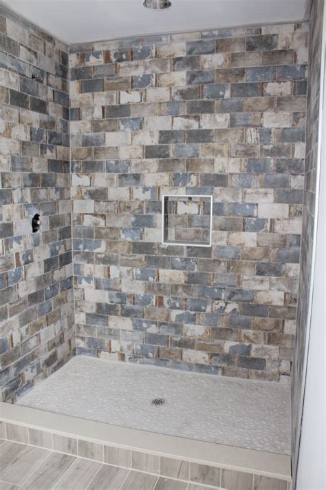 Natural Stone Tile vs. Porcelain Tile – The Pros and Cons of Each