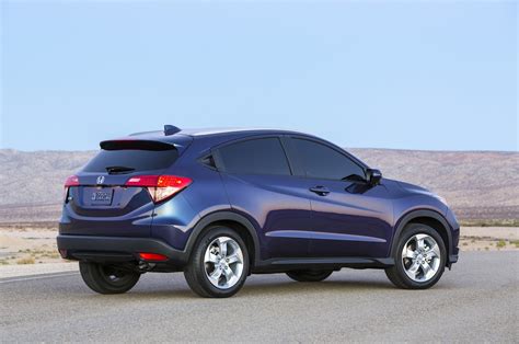 Search faster, better & smarter here! 2016 Honda HR-V EX-L AWD - First Test Review - Motor Trend