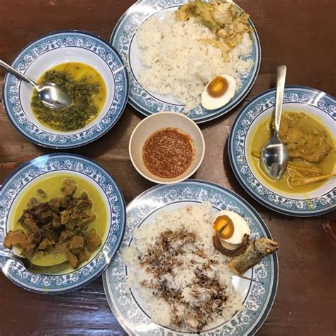Baca senarai kedai nasi lemak sedap di kuala lumpur (kl) dan petaling jaya (pj). 50 Tempat Makan Best Di KL 2020 ( Menarik) - Saji.my