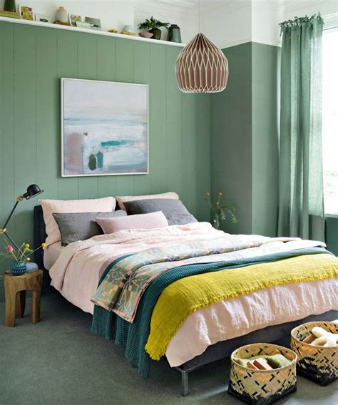 10 Beautiful Small Bedroom Decorating Ideas With A Good