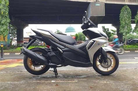Modifikasi Yamaha All New Aerox Pakai Cakram Belakang