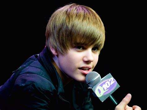 Justin Bieber Hairstyle Mens Haircuts Inspired By Bieber