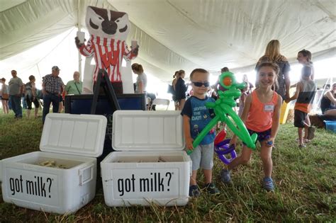 32 Kewaunee County Dairy Promotion