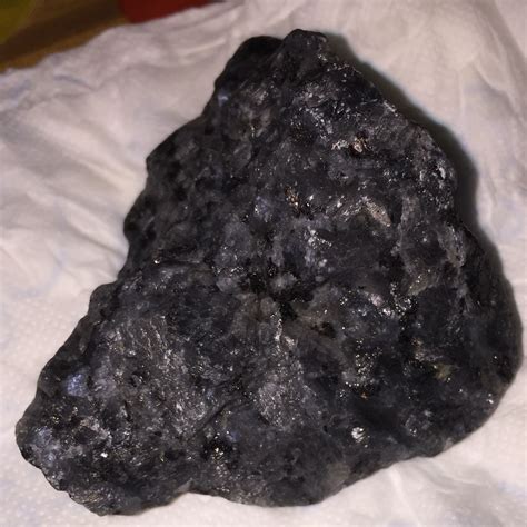 Was Ist Das Für Ein Schwarzer Stein Schwarz Ostsee Mineralien