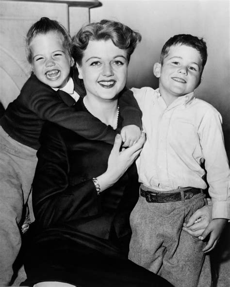 Actress Angela Lansbury With Daughter Deidre And Son Andrew History 24