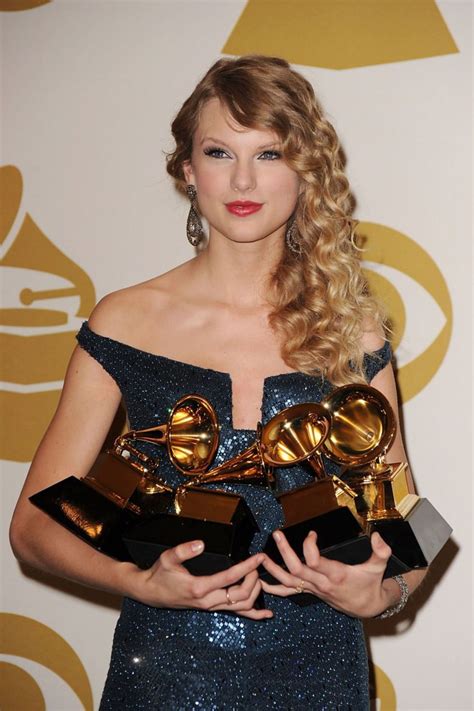 5 Reasons Taylor Swift Is A Great Role Model