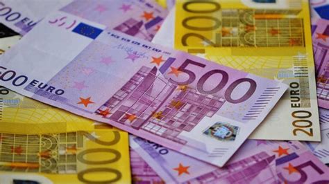What is right 2 euros or 2 euro? COMMENT INVESTIR 1000 EUROS EN BOURSE