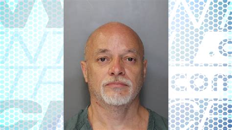Deputies Sex Offender Sent Sexually Explicit Photo To Undercover Detective Wstm