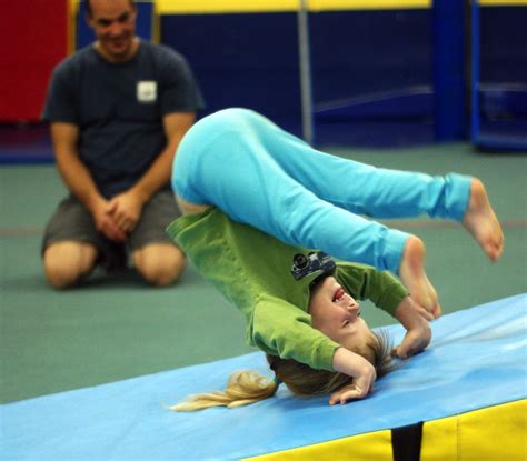 Easy Gymnastics Moves For Beginners On Floor