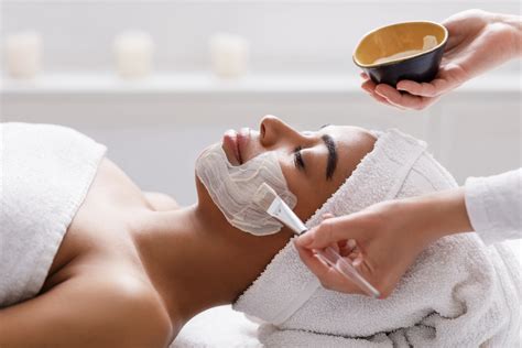 21 Benefits Of Getting Regular Facial Treatments Whisper And Muse