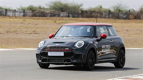 2019 Mini Cooper Jcw First Drive Review Carwale