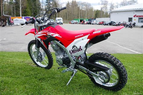 2021 honda crf125f big little bike/little big bike no matter what the sport, you need the right equipment if you're going to play. Honda CRF 125F KYSY SYYSTARJOUS! 125 cm³ 2020 - Mikkeli ...