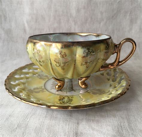 Vintage Royal Sealy Japan Tea Cup And Saucer Yellow Luster Ware Irridescent Pattern Rsy26