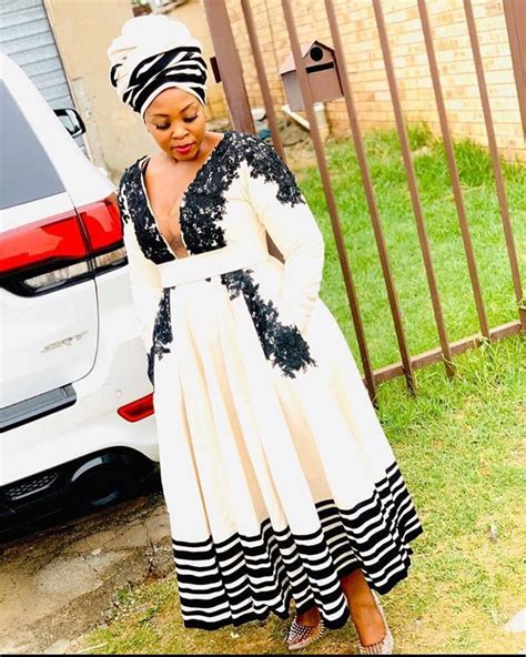 Xhosa Brides Posted On Instagram “momomofokeng Looking Gorgeous In Solanga Like What