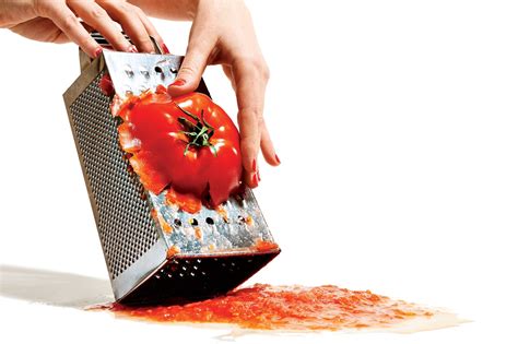 Grating Tomatoes Is The Best Way To Enjoy The Last Days Of Summer