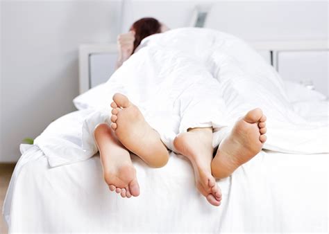 Hot milf on spooning position after sucking. Athlone One-Night Stand Woman Outs Cheater