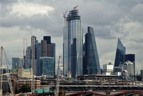 New Images Demonstrate Twentytwos Impact On London Skyline Skyrisecities
