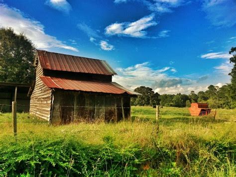 15 Amazing Farmhouses In Georgia Thatll Make Your Jaw Drop Cow