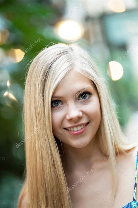 Smiling Blonde Girl — Stock Photo © Arenacreative 77592722