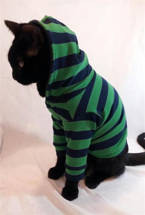 Tengzhi denim striped or grid pet dog jumpsuits puppy cat hoodie 1. Cat Hoodie Navy and Green Striped Cat Hoodie pet clothing cat