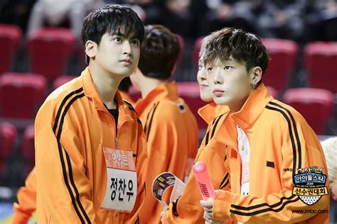 Collection of victory moments from 2018 idol star athletic championships. Idols Become Cheerleaders For Their Groups In Photos From ...