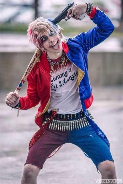 Male Version Of Harley Quinn Cosplay Amino