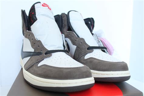 Official images for the highly anticipated air jordan 1 low collaboration with artist travis scott have been made available. AuthentKicks | AIR JORDAN 1 HIGH OG TS CACTUS JACK