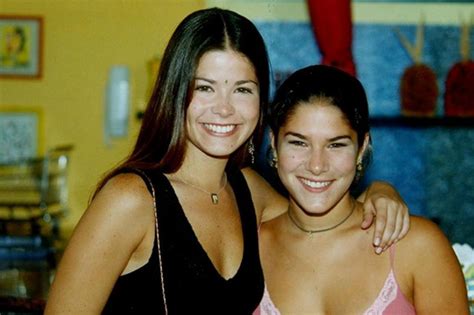 Esse cabeção é muito gostoso, se alguém tem alguma foto dele de cueca ou de sunga me manda porque adoraria bater umas punhet*s pra ele. Nos 20 anos de Malhação, relembre as melhores e piores ...