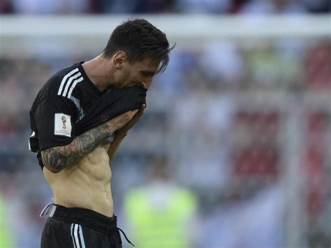 Argentina boss jorge sampaoli asked lionel messi's permission to bring on sergio aguerocredit: World Cup 2018: Jorge Sampaoli defends Lionel Messi after ...