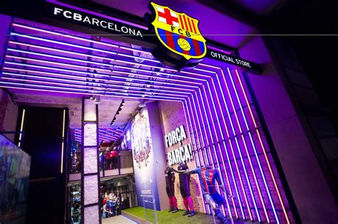 Fc Barcelona Y Nike Inauguran Nueva Tienda En El Paseo De Gracia