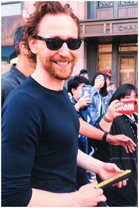 Plus, learn if hiddleston has a wife. Pin by Amanda on Tom Hiddleston (With images) | Tom ...