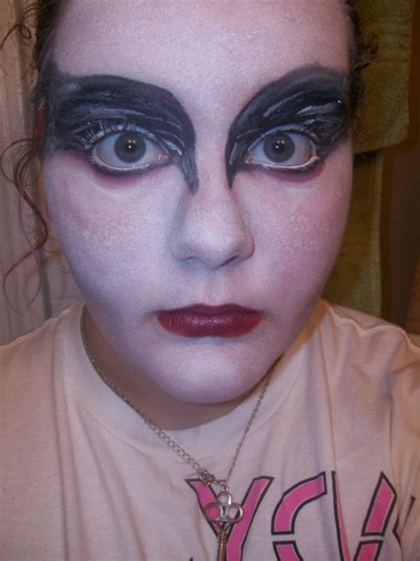 Black Swan Makeup By Nicolecassell On Deviantart