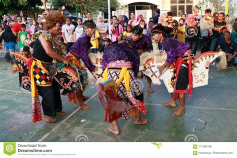 Kuda Lumping Dance Editorial Stock Image Image Of Indonesia 117096189
