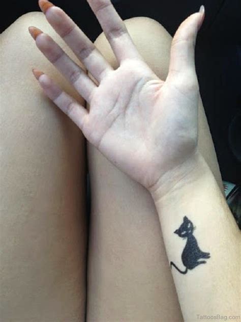 31 Cute Cat Tattoos For Wrist Tattoo Designs