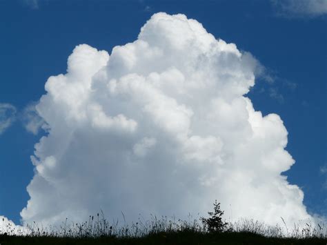 무료 이미지 하늘 비 낮 날씨 푸른 뇌우 구름 모양 적운 구름 기상 현상 스틸 블루 지구의 분위기