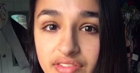 Lgbtq Rights Activist Jazz Jennings Hits Back At Trump Anti Transgender Memo Huffpost