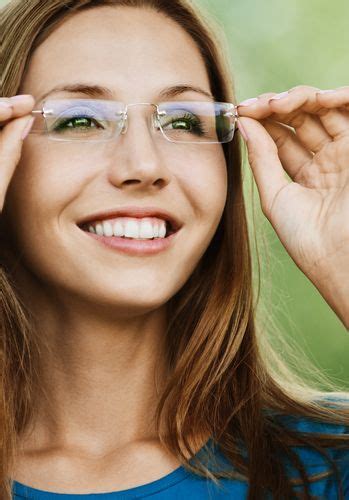 Rimless Eyeglasses The Next Popular Eyewear Style Rimless Glasses