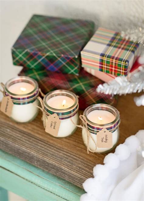 11 Cool And Creative Diy Christmas Candles Shelterness