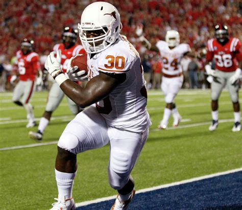 Horns Showcase Offensive Onslaught