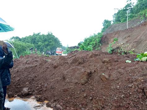 Landslide On Mumbai Goa Old Highway At Mahad First Picture Of The Spot